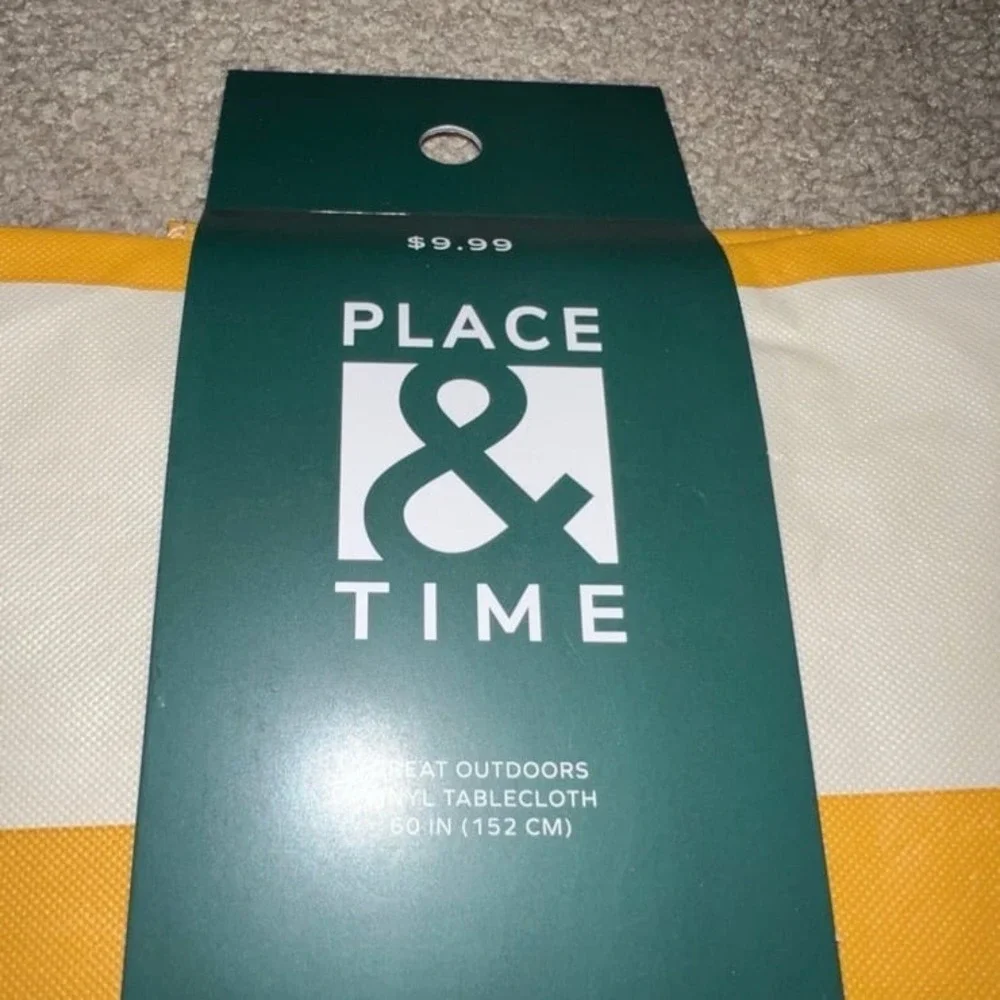 New place & time Great outdoor vinyl‎ tablecloth round yellow plaid  60